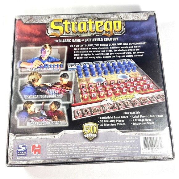Stratego 2011 Classic Battlefield Strategy Board Game Spin Master Complete - Picture 2 of 14